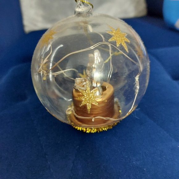 Christmas Nativity Battery Operated Ornament Beautifully Lights Up Holiday Decor - Picture 3 of 6